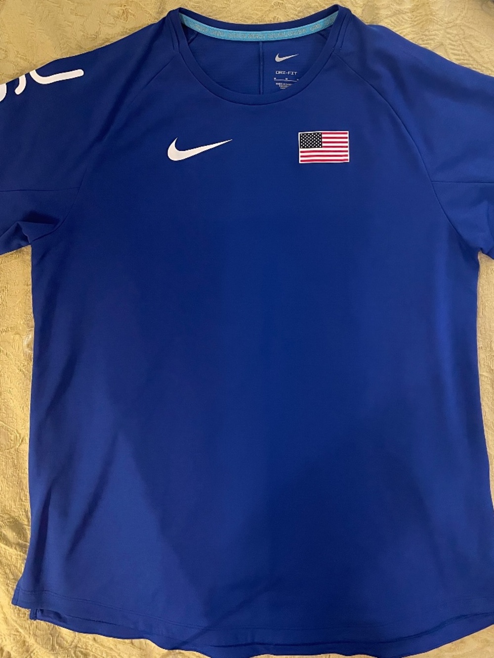 Men's Nike Team USA Dri-Fit shirt Medium